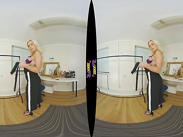 3D VR Big tits blonde striptease with Louise P