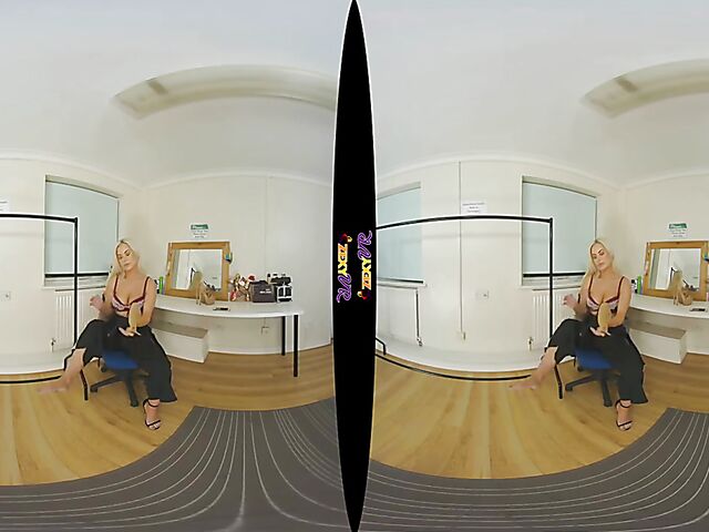 3D VR Big tits blonde striptease with Louise P