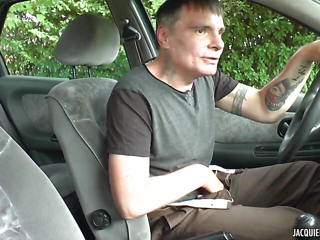 Outdoor anal in black stockings with slut Marine