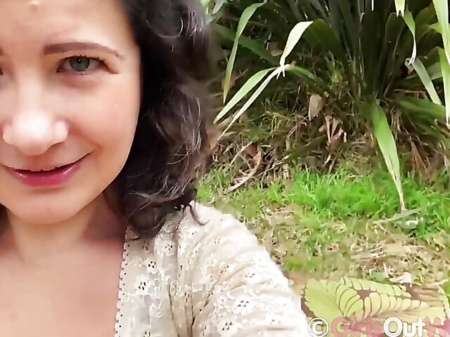 Masturbation outdoor with Nio fingering and toying herself in the garden