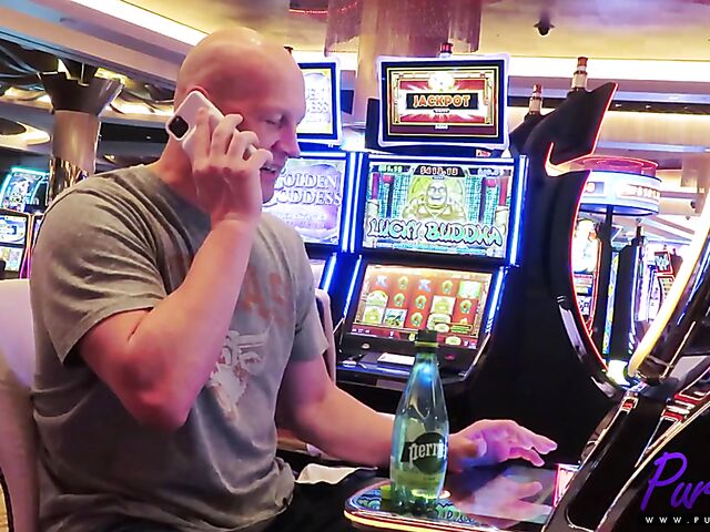 Dahlia Von Knight - PInk haired BBW fuck in Las Vegas