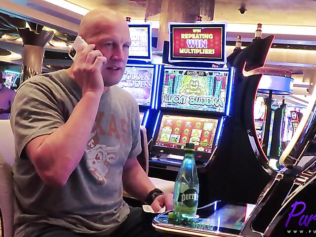 Dahlia Von Knight - PInk haired BBW fuck in Las Vegas