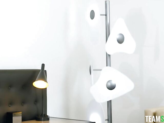 Octavia Red is a lovely new babe who wants to do porn