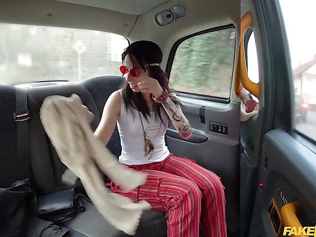 Crazy taxi fuck with shaved tattoo girl Giada Suicide