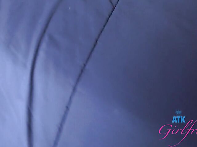 Leana Lovings - Sex hungry girlfriend with glasses POV