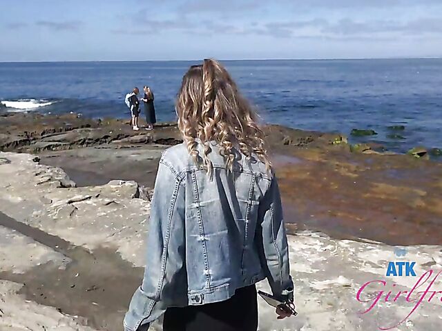 Virtual POV fuck date with Meloni Moon in La Jolla