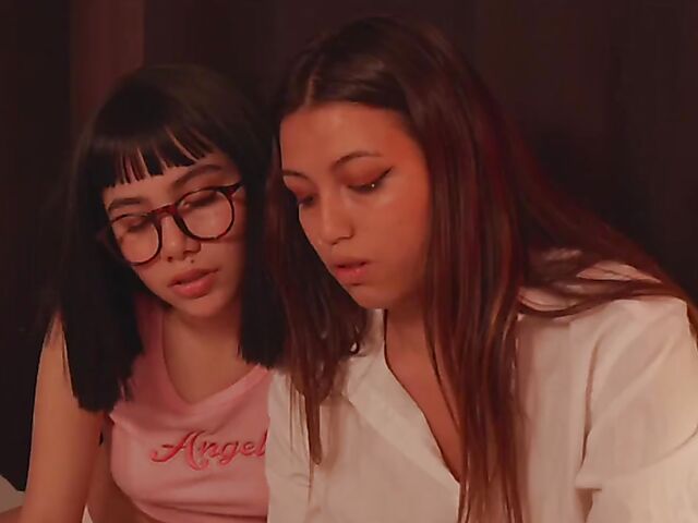 Double the cum slut with Camila Palmer and Marina Gold