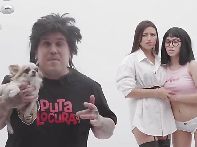 Double the cum slut with Camila Palmer and Marina Gold