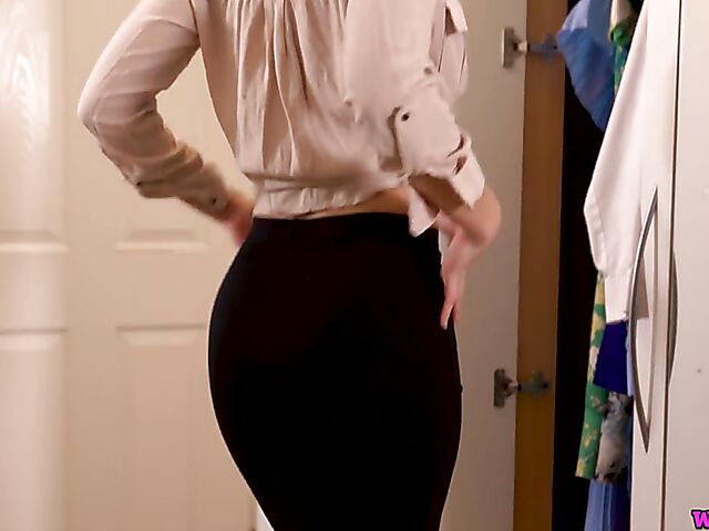 MILF Tracy Rose changing clothes in front of you