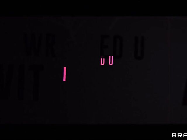 Ropes all over during interracial sex in net with BBC loving spider queen Kendra Sunderland