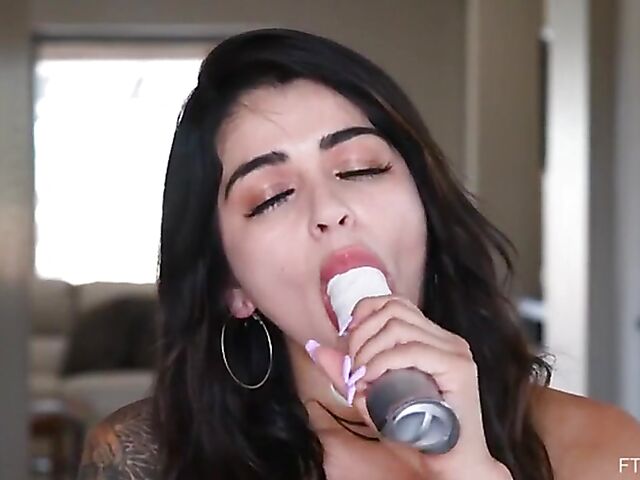 Carolina Cortez - Spicy big tits latina solo with toys