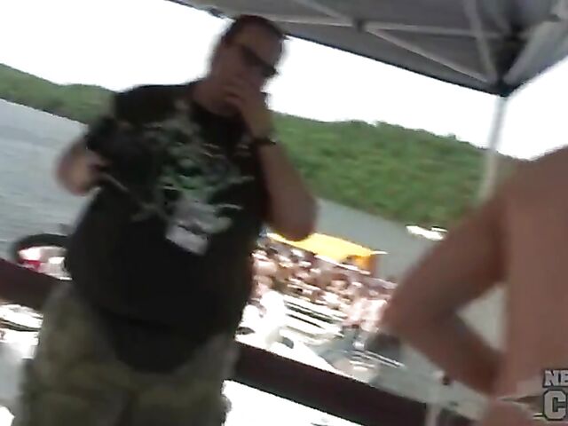 Nebraska coed Jasmine gets nude while celebrating Spring Break