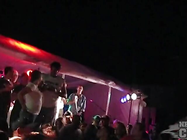 Nebraska coed Jasmine gets nude while celebrating Spring Break