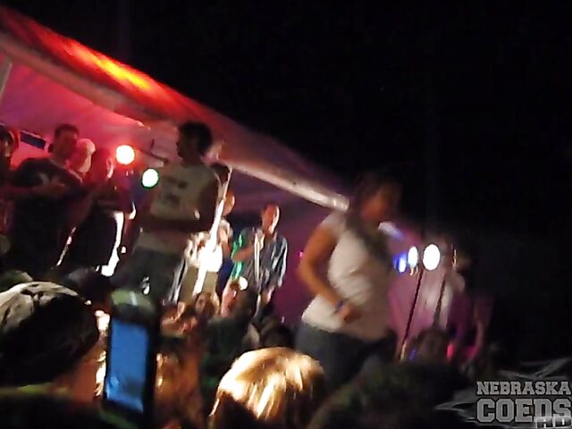 Amateur tits in public during wet t-shirt contest in Iowa