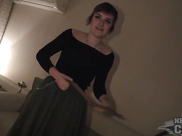 Gothic hairy amateur masturbating in the dark and her name is Brille