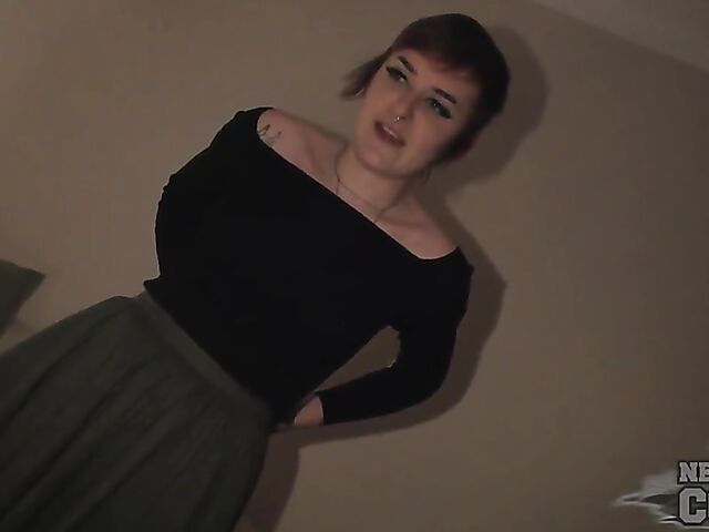 Gothic hairy amateur masturbating in the dark and her name is Brille