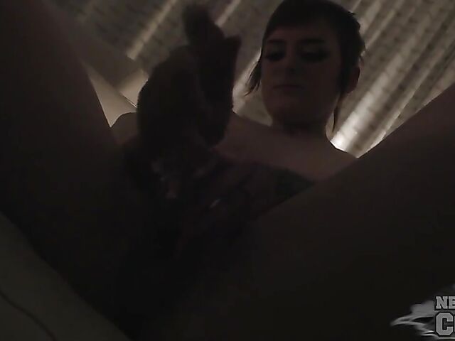 Gothic hairy amateur masturbating in the dark and her name is Brille