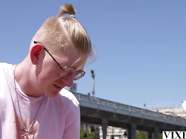 Zaawaadi & Manuel Ferrara - Black girl white cock riding in Paris