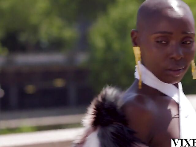 Zaawaadi & Manuel Ferrara - Black girl white cock riding in Paris