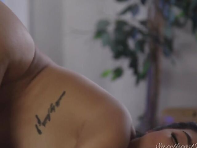 Vanessa Sky gives Kylie Rocket a very special lesbian massage