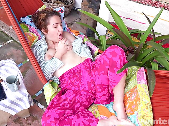 Hairy masturbation in a hammock with Catalina A