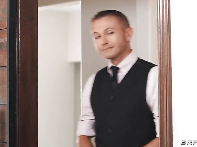 Alexis Fawx & Vanessa Sky - MILF lesbian dildo session with a girl