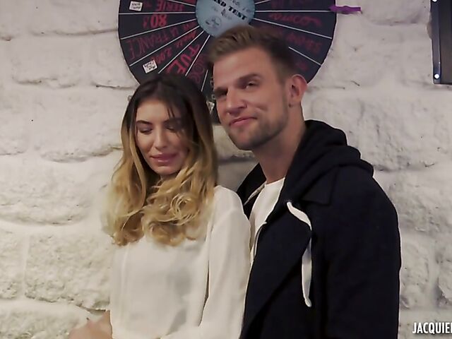 Hot bar sex with leggy french babe Candice