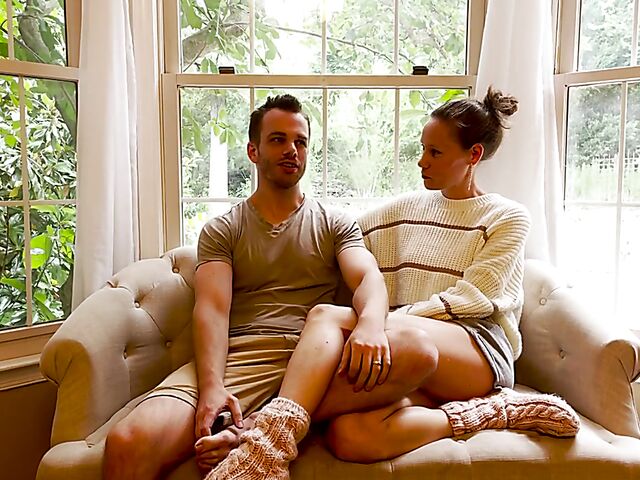 Atreus & Mariah - Real couple's sex POV style