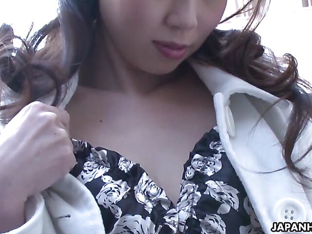 POV Japanese pissing and blowjob with slender MILF idol Misaki Yoshimura