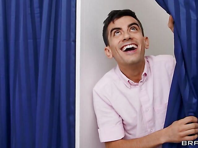 Busty curvy Taylee Wood with a thick ass anal banged in the changing room