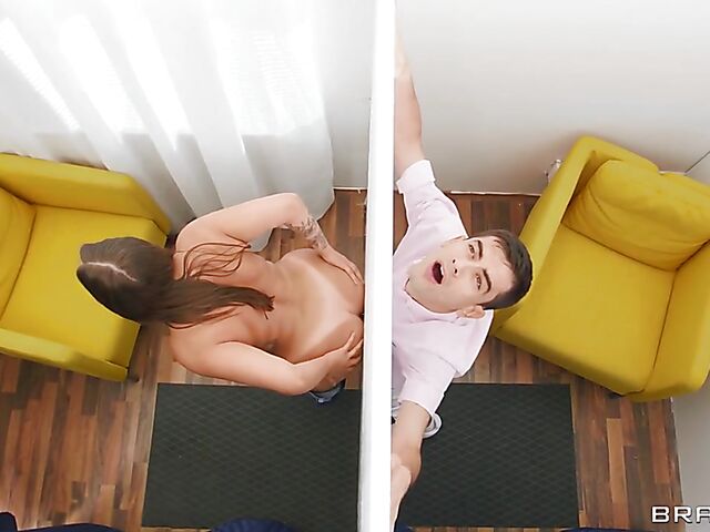 Busty curvy Taylee Wood with a thick ass anal banged in the changing room