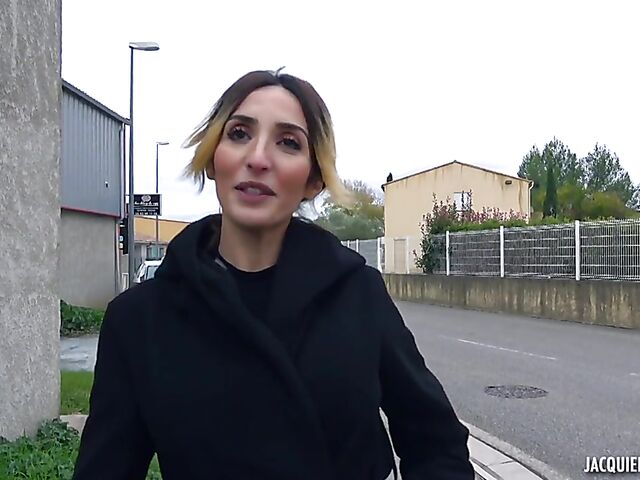 3-way French threesome with Soraya and Angelina