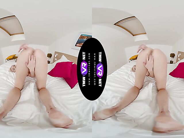 Blonde teen fingering solo in VR 3D with Marilyn Sugar
