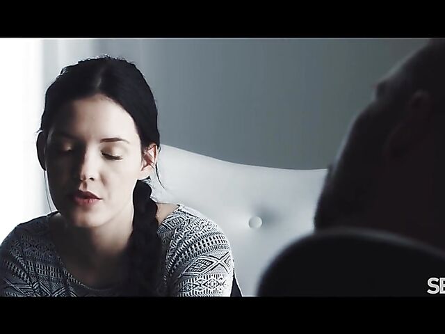 Anie Darling and Angelo Godshack are a hot couple in love