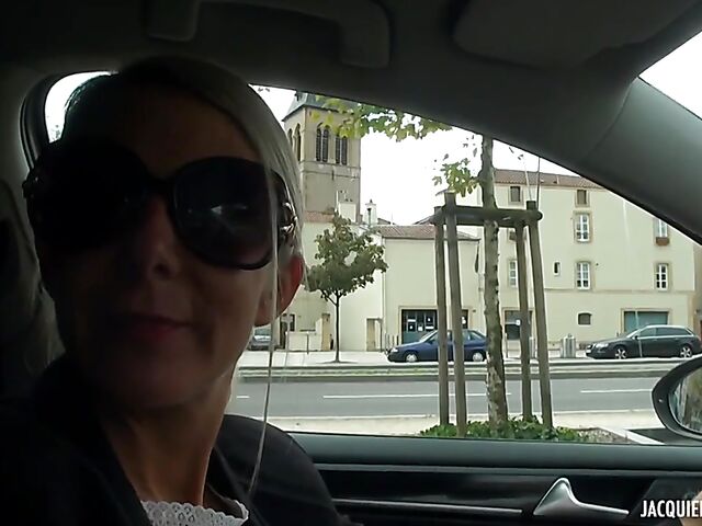 Jenny - 45-year-old French skinny MILF anal adventure