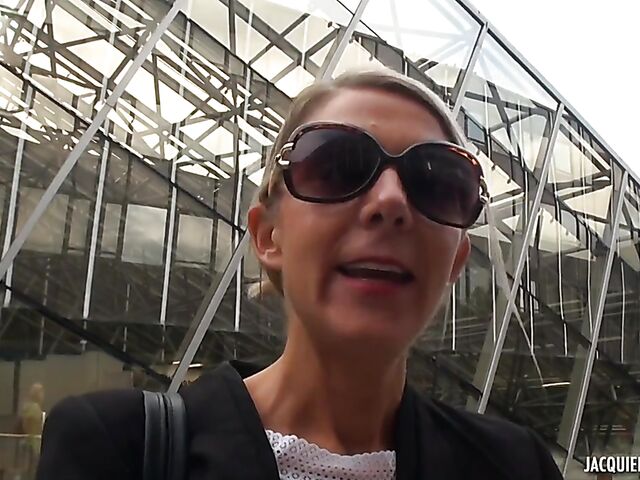 Jenny - 45-year-old French skinny MILF anal adventure