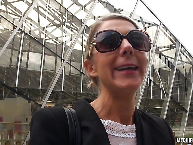 Jenny - 45-year-old French skinny MILF anal adventure