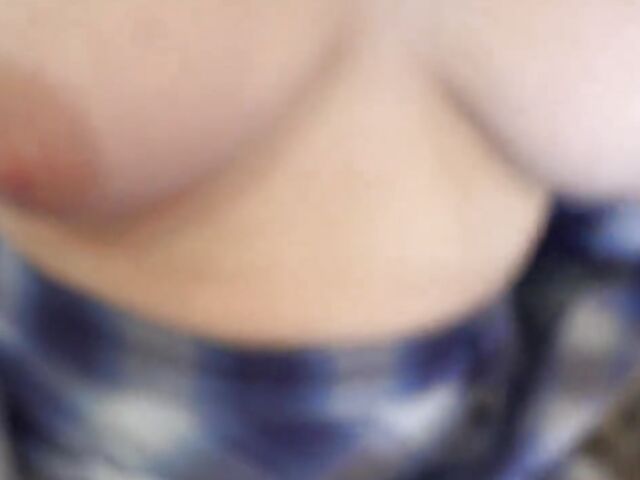 Gracie Gates - Your girlfriend with juicy natural tits POV