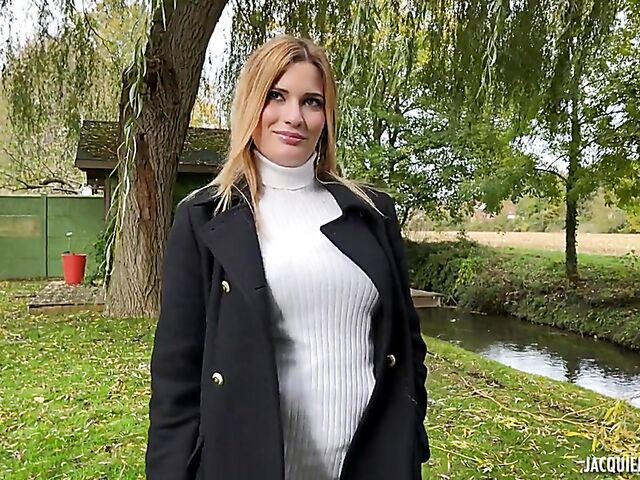 Super sexy lingerie fuck with beautiful Parisian Rose, 22