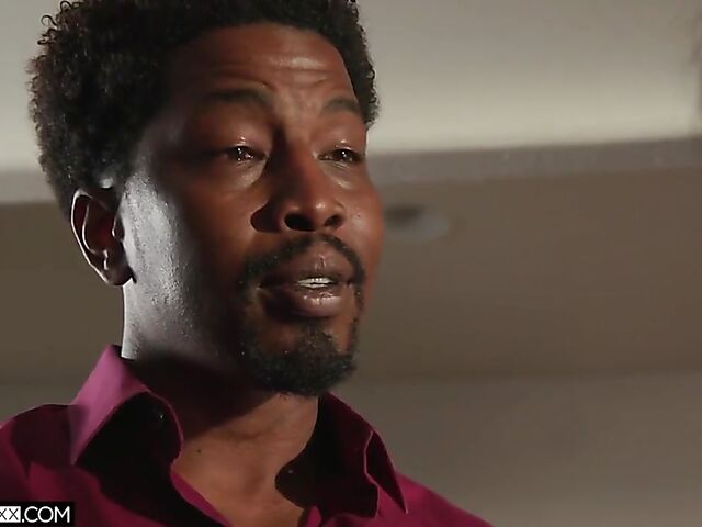 Blindfolded surprise for MILF Jamie Michelle taking a big black cock