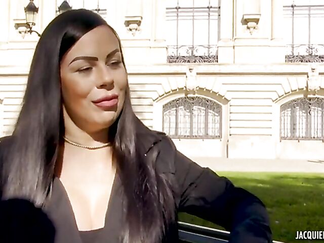 Stockings DP in Lyon with big tits French Ambre