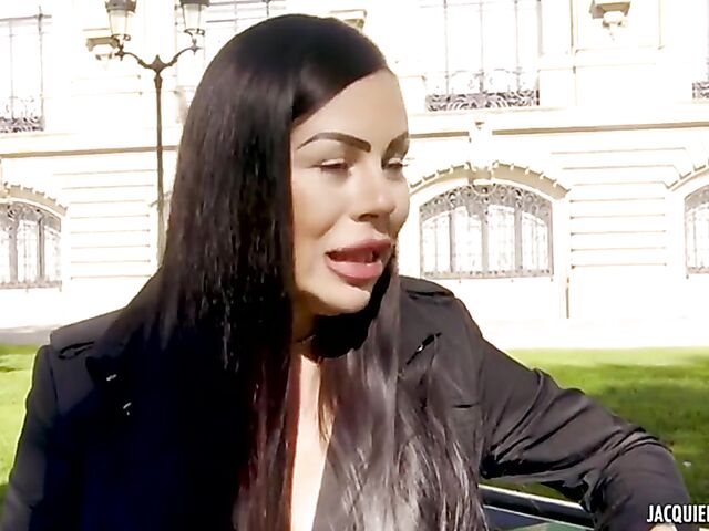 Stockings DP in Lyon with big tits French Ambre