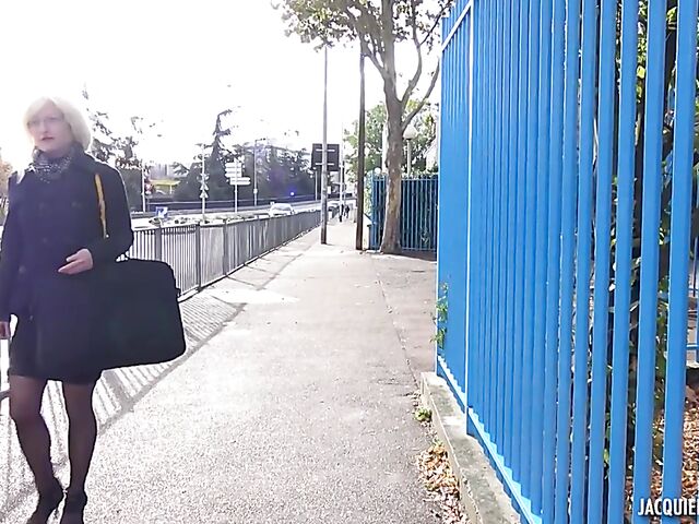 French anal MILF with glasses Alexia is a nasty music teacher