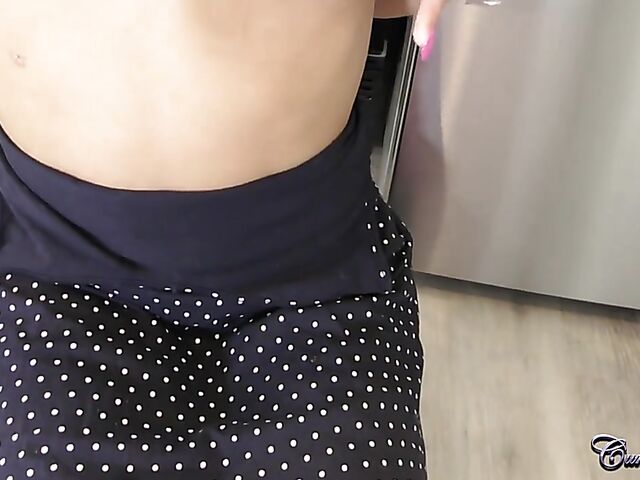 April Paisley - British blonde blowjob, rimming and cum face next to washing machine