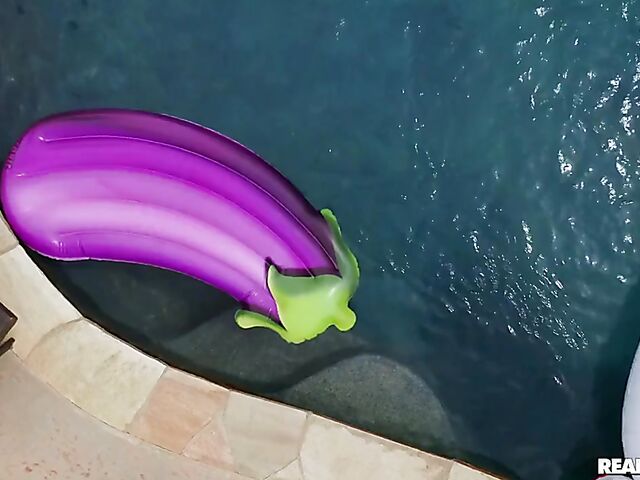 Summer sex party in the DTF House with Angel Youngs, Kylie Rocket, Lulu Chu, etc