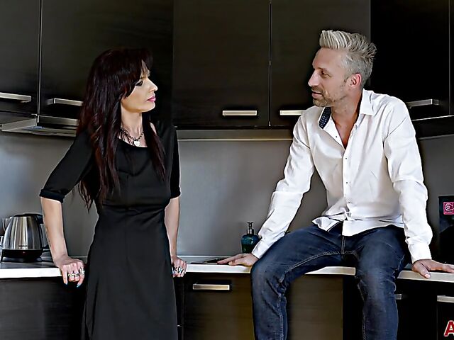 Sofia Dreams - Naked MILF interview in the kitchen