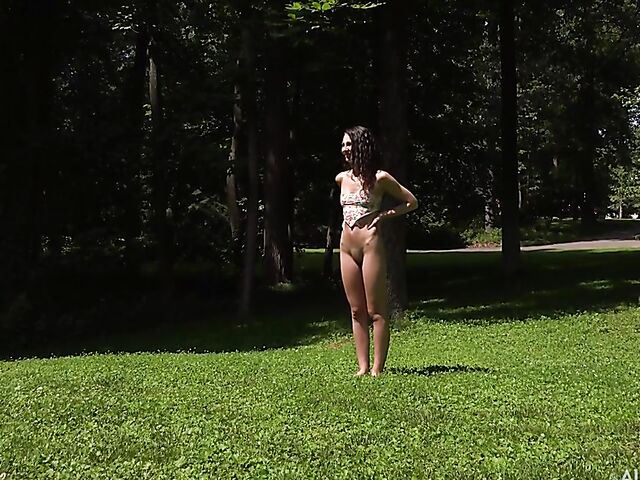 Pussy insertions in the sun with flexible teen Liz Jordan BTS