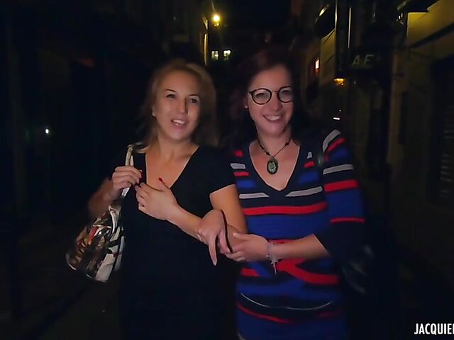 Ivanah and Flora in French anal threesome FFM