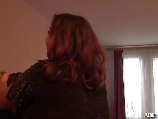 French chubby anal fanatic Melody gets it