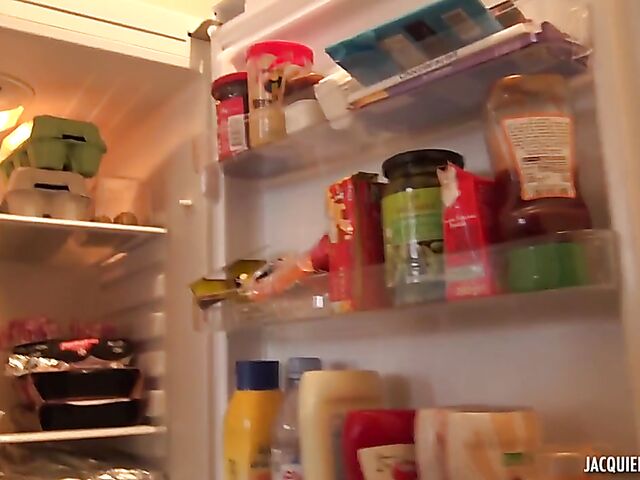 French chubby anal fanatic Melody gets it